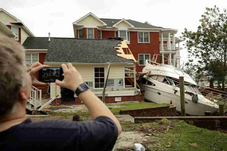 How to File a Storm Damage Insurance Claim in Philadelphia PA.